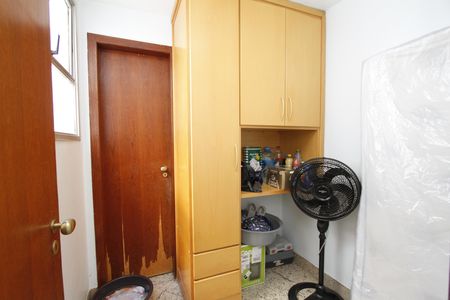 Apartamento à venda com 175m², 4 quartos e 2 vagasDCE