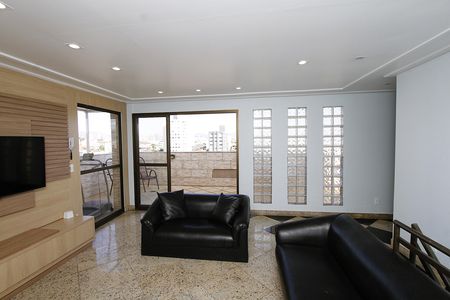 Apartamento à venda com 175m², 4 quartos e 2 vagasCobertura