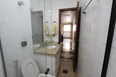 Apartamento à venda com 175m², 4 quartos e 2 vagasBanheiro 3