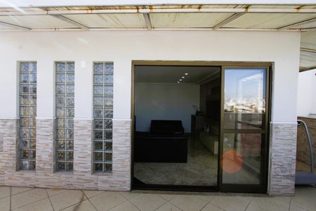 Apartamento à venda com 175m², 4 quartos e 2 vagasCobertura