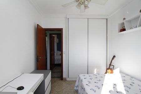 Apartamento à venda com 175m², 4 quartos e 2 vagasQuarto 2