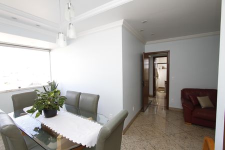 Apartamento à venda com 175m², 4 quartos e 2 vagasSala de Jantar