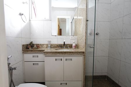 Apartamento à venda com 175m², 4 quartos e 2 vagasBanheiro da Suíte