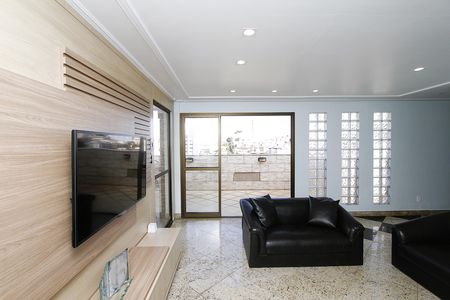 Apartamento à venda com 175m², 4 quartos e 2 vagasCobertura