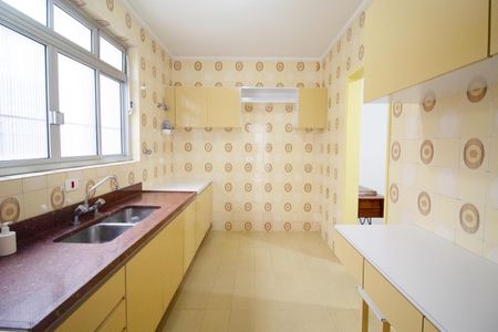 Casa à venda com 3 quartos, 140m² em Vila Madalena, São Paulo
