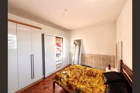 Apartamento à venda com 3 quartos, 196m² em Pompéia, Belo Horizonte