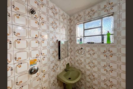Apartamento à venda com 3 quartos, 196m² em Pompéia, Belo Horizonte