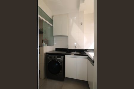 Apartamento à venda com 66m², 2 quartos e 1 vaga Apartamento à venda com 66m², 2 quartos e 1 vagaÁrea de Serviço