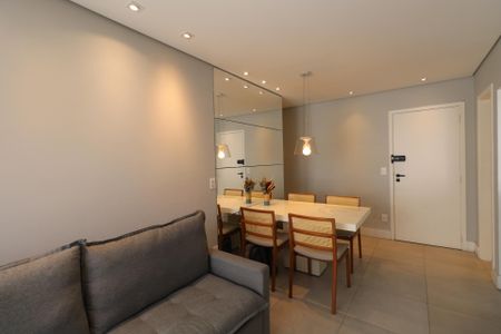 Apartamento à venda com 66m², 2 quartos e 1 vaga Apartamento à venda com 66m², 2 quartos e 1 vagaSala