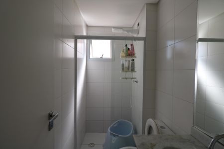 Apartamento à venda com 66m², 2 quartos e 1 vaga Apartamento à venda com 66m², 2 quartos e 1 vagaBanheiro da Suíte 2