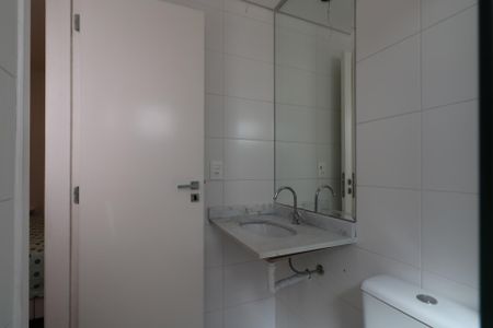 Apartamento à venda com 66m², 2 quartos e 1 vaga Apartamento à venda com 66m², 2 quartos e 1 vagaBanheiro da Suíte 1