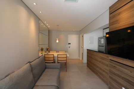 Apartamento à venda com 66m², 2 quartos e 1 vaga Apartamento à venda com 66m², 2 quartos e 1 vagaSala