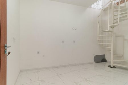 Apartamento para alugar com 42m², 1 quarto e sem vaga Apartamento para alugar com 42m², 1 quarto e sem vagaSala