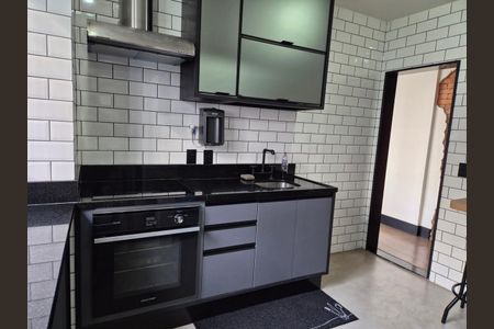 Cozinha de apartamento à venda com 2 quartos, 100m² em Leblon, Rio de Janeiro
