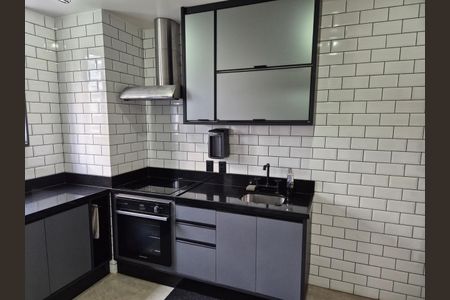 Cozinha de apartamento à venda com 2 quartos, 100m² em Leblon, Rio de Janeiro