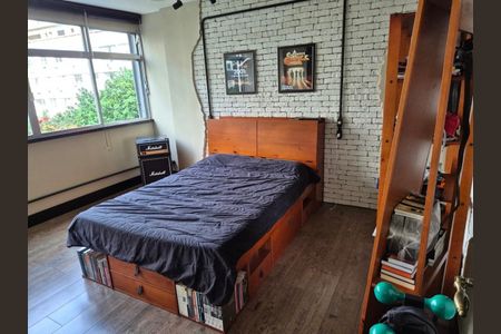 Quarto de apartamento à venda com 2 quartos, 100m² em Leblon, Rio de Janeiro