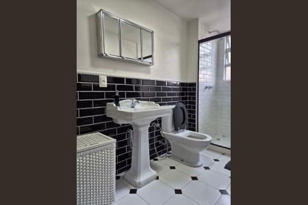 Banheiro de apartamento à venda com 2 quartos, 100m² em Leblon, Rio de Janeiro
