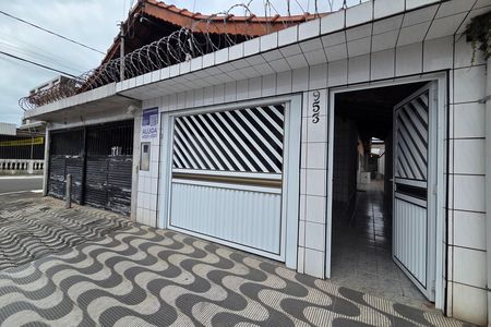 Fachada de casa para alugar com 3 quartos, 82m² em Nova Mirim, Praia Grande