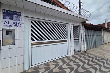 Fachada de casa para alugar com 3 quartos, 82m² em Nova Mirim, Praia Grande