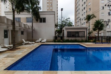 Piscina de apartamento à venda com 2 quartos, 55m² em Centro, Barueri