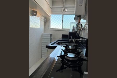 Cozinha de apartamento à venda com 2 quartos, 55m² em Centro, Barueri