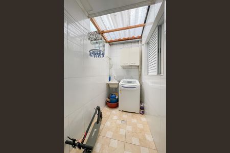 Área de Serviço de casa à venda com 2 quartos, 56m² em Padroeira, Osasco