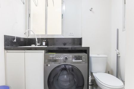 Área de Serviço de apartamento para alugar com 1 quarto, 65m² em Cerqueira César, São Paulo