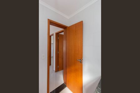 Banheiro de apartamento para alugar com 2 quartos, 39m² em Vila Jacuí, São Paulo