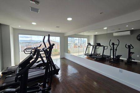 Apartamento para alugar com 64m², 2 quartos e 1 vaga Apartamento para alugar com 64m², 2 quartos e 1 vagaÁrea comum - Academia