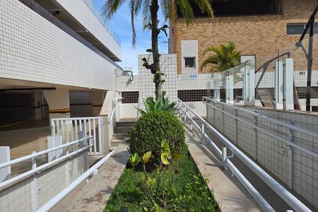 Área comum de apartamento para alugar com 2 quartos, 64m² em Guilhermina, Praia Grande