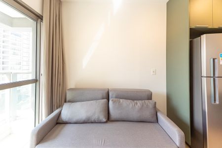 Sala de apartamento para alugar com 1 quarto, 35m² em Indianópolis, São Paulo