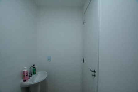 BANHEIRO de kitnet/studio à venda com 2 quartos, 32m² em Jardim Celeste, São Paulo