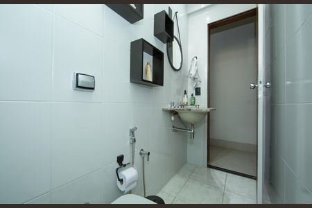Apartamento para alugar com 185m², 2 quartos e 1 vaga Apartamento para alugar com 185m², 2 quartos e 1 vagaBANHEIRO1