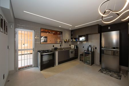 Apartamento para alugar com 185m², 2 quartos e 1 vaga Apartamento para alugar com 185m², 2 quartos e 1 vagaCOZINHA