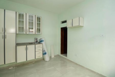 Cozinha de casa para alugar com 1 quarto, 85m² em Jardim Saint Moritz, Taboão da Serra