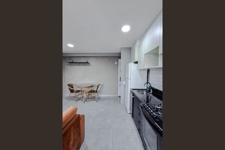 Cozinha de apartamento para alugar com 1 quarto, 36m² em Cambuci, São Paulo
