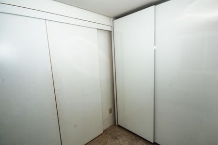 Apartamento à venda com 188m², 4 quartos e 3 vagasQuarto 2