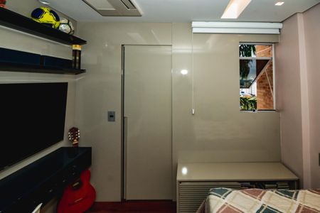 Apartamento à venda com 188m², 4 quartos e 3 vagasQuarto 3