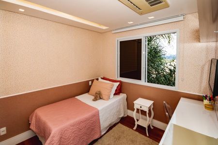 Apartamento à venda com 188m², 4 quartos e 3 vagasQuarto 1