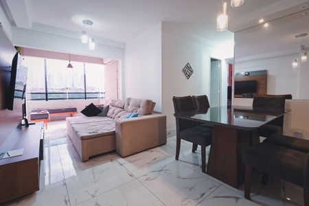 Apartamento para alugar com 3 quartos, 76m² em Jardim Goiás, Goiânia
