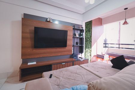 Sala de apartamento para alugar com 3 quartos, 76m² em Jardim Goiás, Goiânia