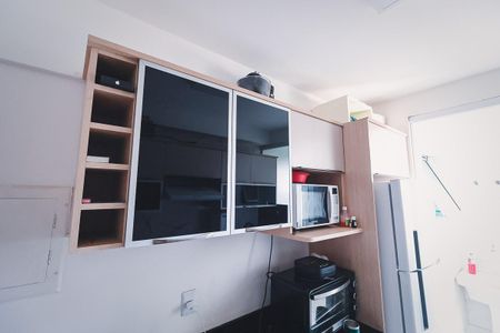 Cozinha de apartamento para alugar com 3 quartos, 76m² em Jardim Goiás, Goiânia