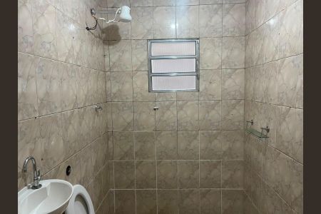 Banheiro de casa para alugar com 1 quarto, 80m² em Jardim Adriana, Guarulhos