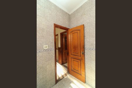 Banheiro de casa para alugar com 3 quartos, 150m² em Marechal Hermes, Rio de Janeiro