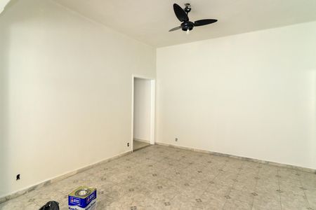 Casa para alugar com 160m², 3 quartos e sem vaga Casa para alugar com 160m², 3 quartos e sem vagaSala