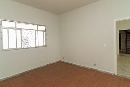Casa para alugar com 160m², 3 quartos e sem vaga Casa para alugar com 160m², 3 quartos e sem vagaQuarto 1