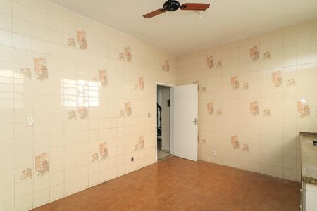 Casa para alugar com 160m², 3 quartos e sem vaga Casa para alugar com 160m², 3 quartos e sem vagaCozinha