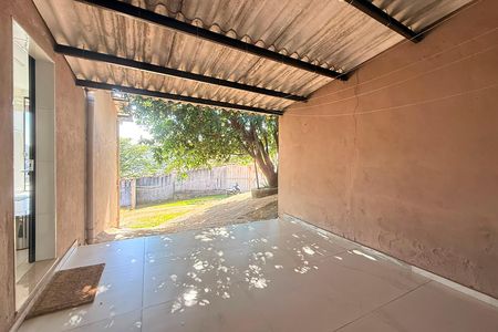 Entrada de casa à venda com 3 quartos, 855m² em Palmeiras, Belo Horizonte