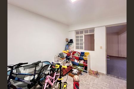 Casa à venda com 5 quartos, 700m² em Santa Tereza, Belo Horizonte