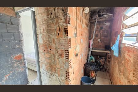 2° Andar - Área de serviço  de casa para alugar com 2 quartos, 50m² em Cordovil, Rio de Janeiro